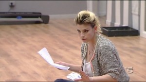 Amici-12-serale-Emma-molto-arrabbiata-con-la-sua-squadra-per-la-nuova-eliminazione